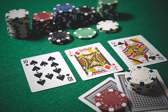 Khám Phá Cách Chơi và Mẹo chơi Poker online hiệu quả tại 789BET